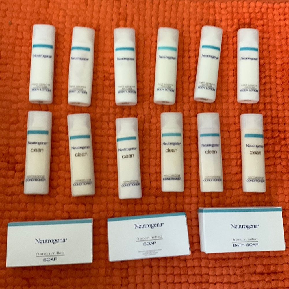 15 pcs of bath care: body lotion, conditioner, soap